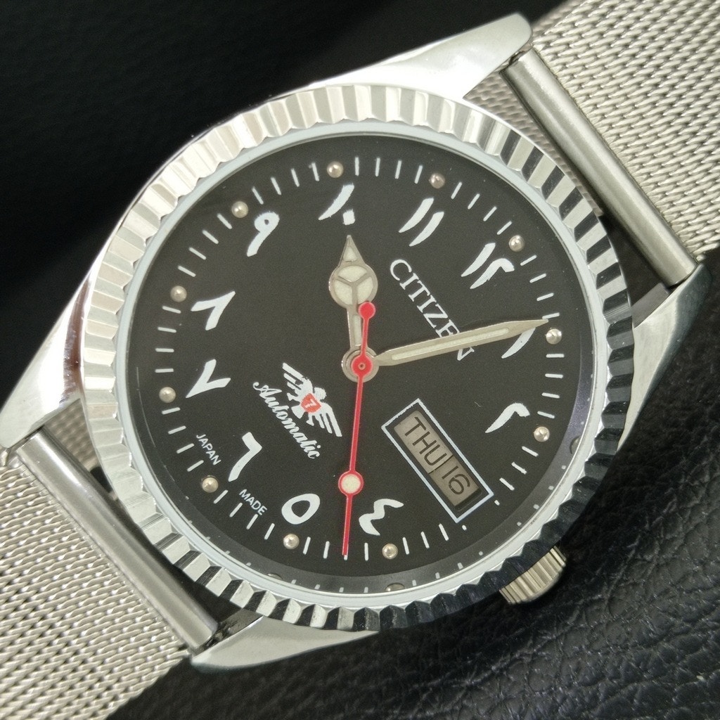 Vintage 1979 Citizen Automatic Mens Silver Watch WDaydate  Black Accents
